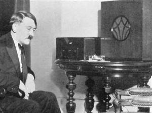 Hitler hört Saba-Radio